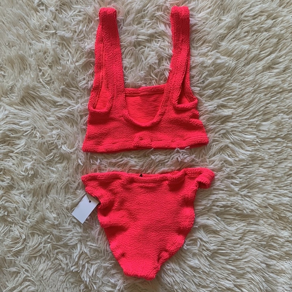 NWT Hunza G Xandra bikini set in fuchsia - Picture 2 of 6